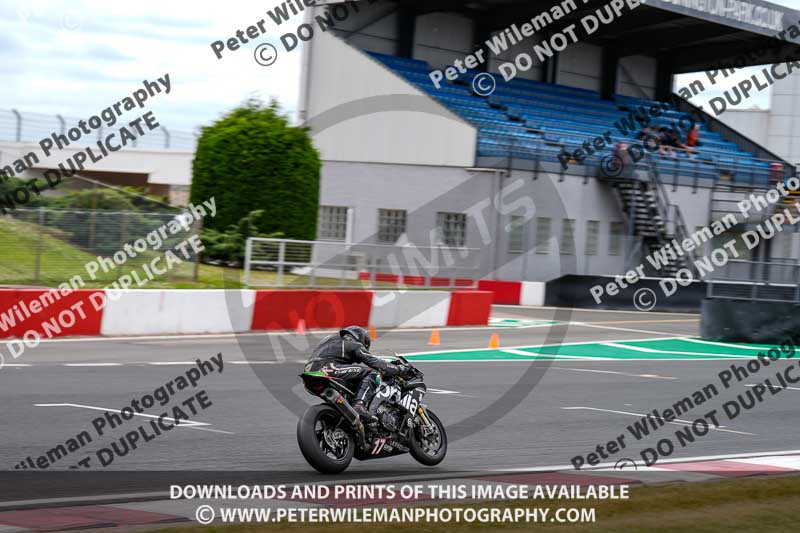 donington no limits trackday;donington park photographs;donington trackday photographs;no limits trackdays;peter wileman photography;trackday digital images;trackday photos
